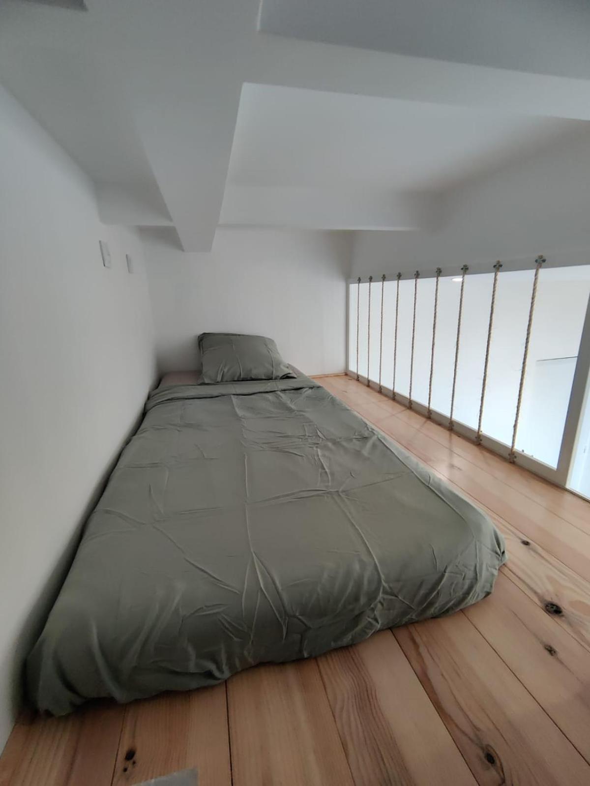 Apartmán Loft Chic Avec Mezzanine Contemporaine Vénissieux Exteriér fotografie